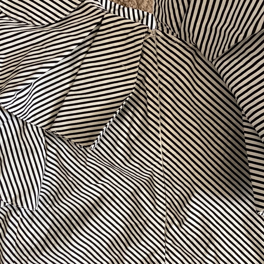Striped Ruffle Top - Picture 5 of 5